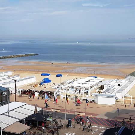 Appartement Met Zeezicht Op Het Van Bunnenplein Knokke-Heist Eksteriør billede