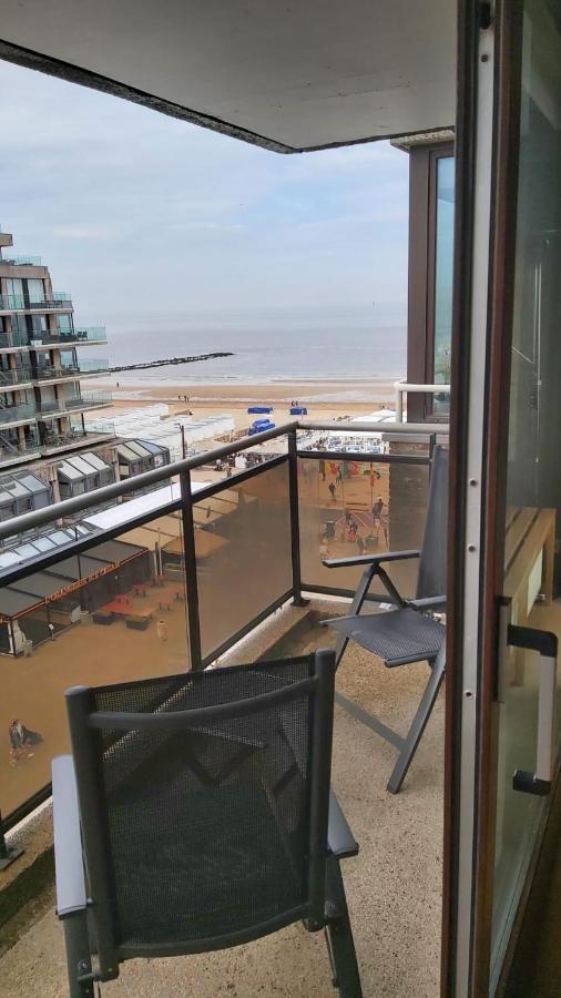 Appartement Met Zeezicht Op Het Van Bunnenplein Knokke-Heist Eksteriør billede